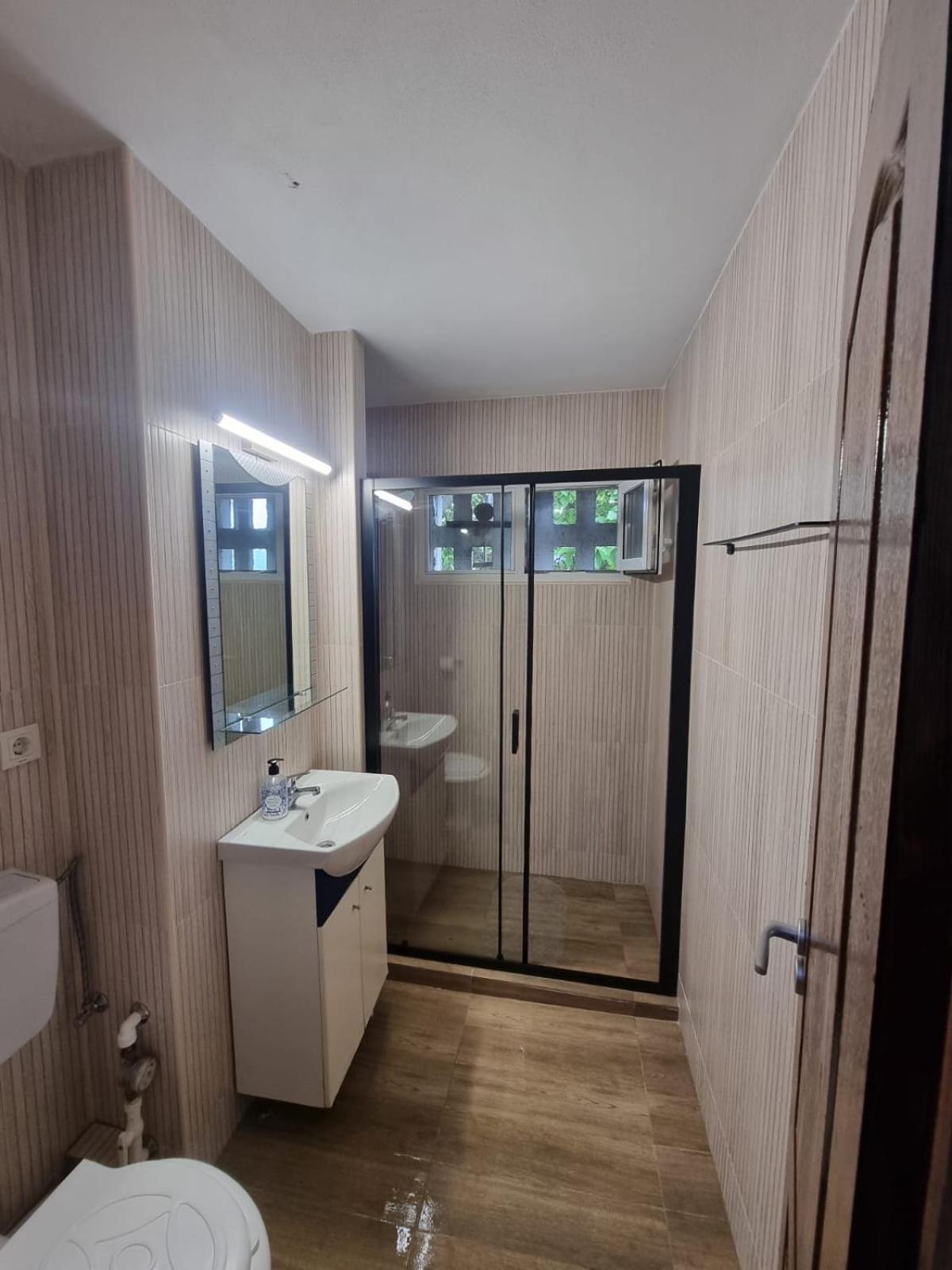 Apartament Denis Leilighet Orşova Eksteriør bilde