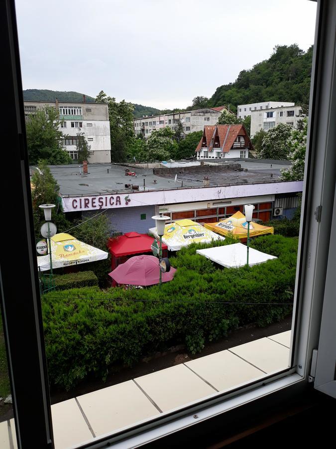Apartament Denis Leilighet Orşova Eksteriør bilde