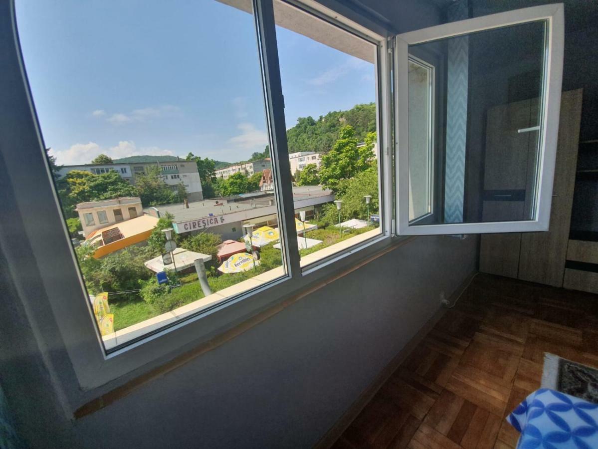 Apartament Denis Leilighet Orşova Eksteriør bilde