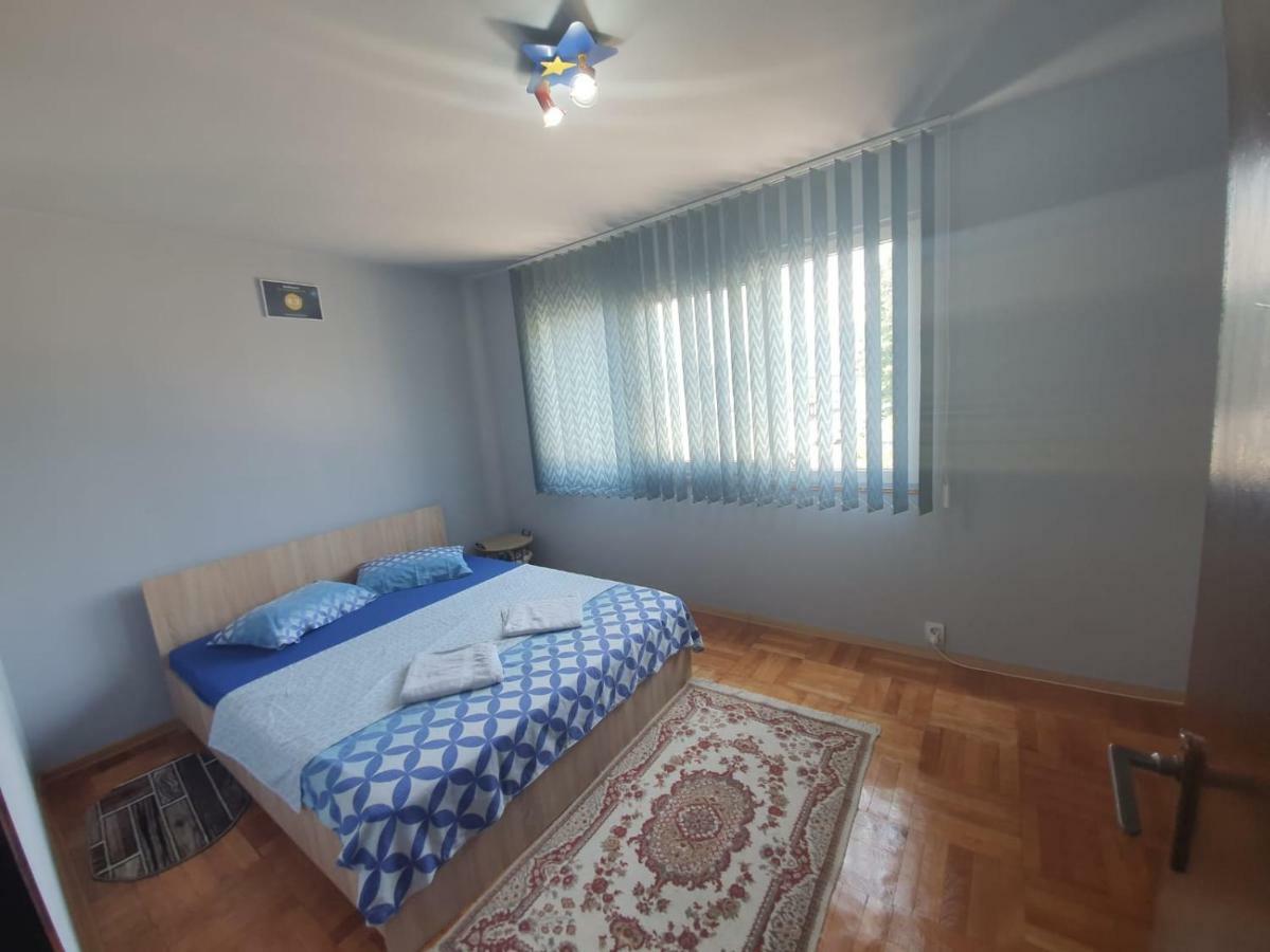 Apartament Denis Leilighet Orşova Eksteriør bilde