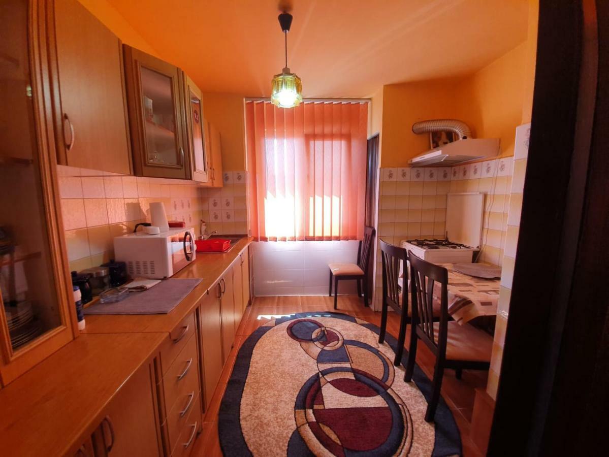 Apartament Denis Leilighet Orşova Eksteriør bilde