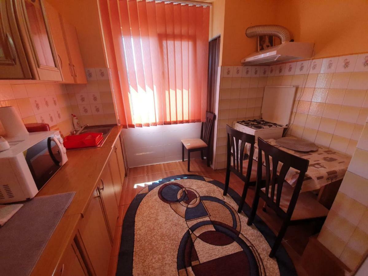 Apartament Denis Leilighet Orşova Eksteriør bilde